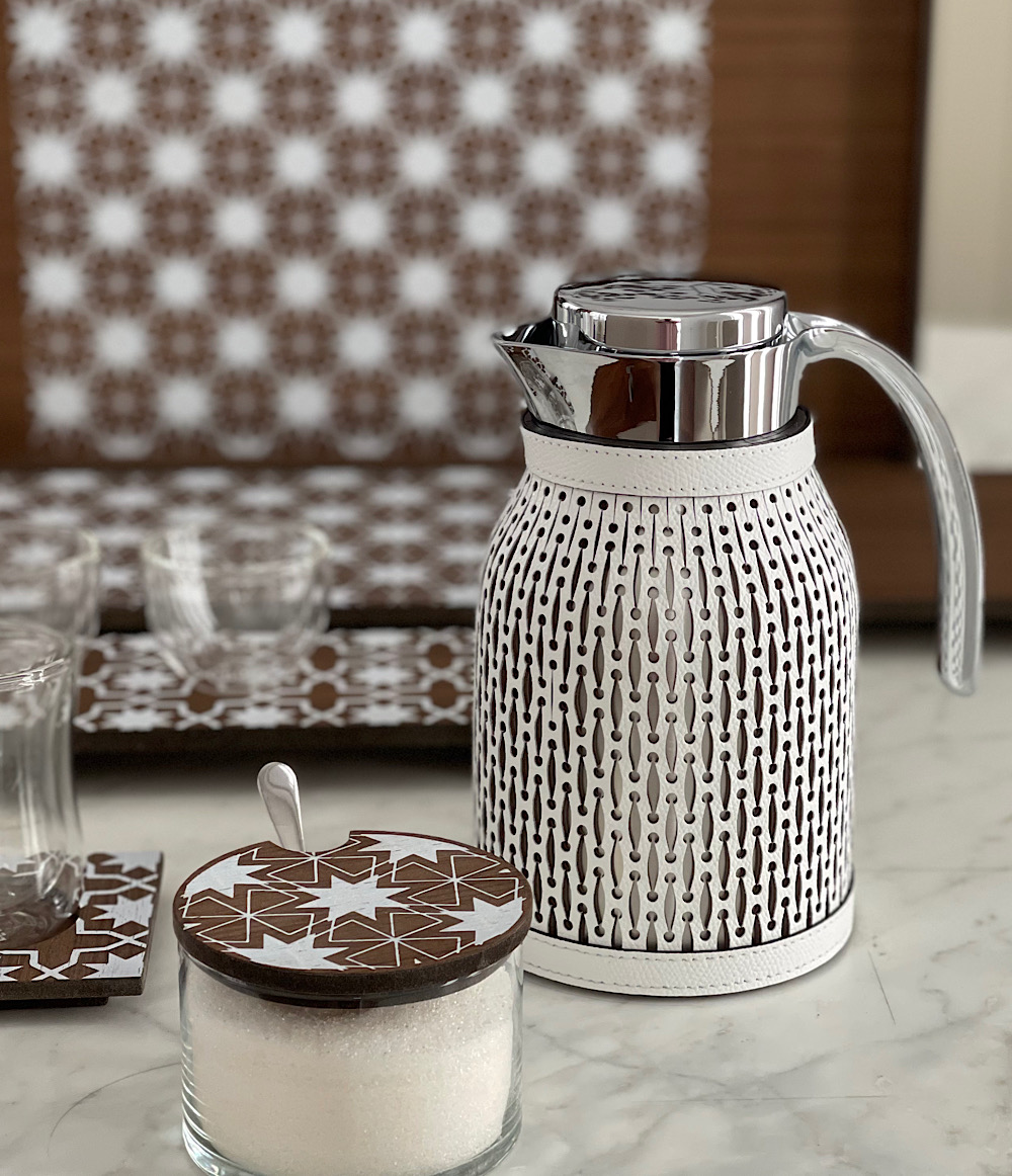 MEDIUM THERMOS - WHITE 