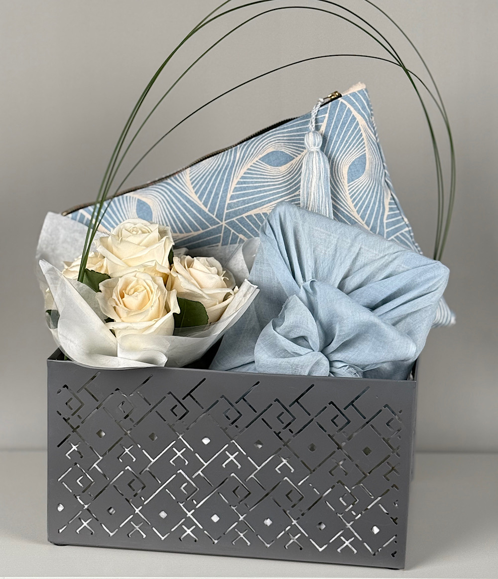 GIFT PACKAGE -  AQUA