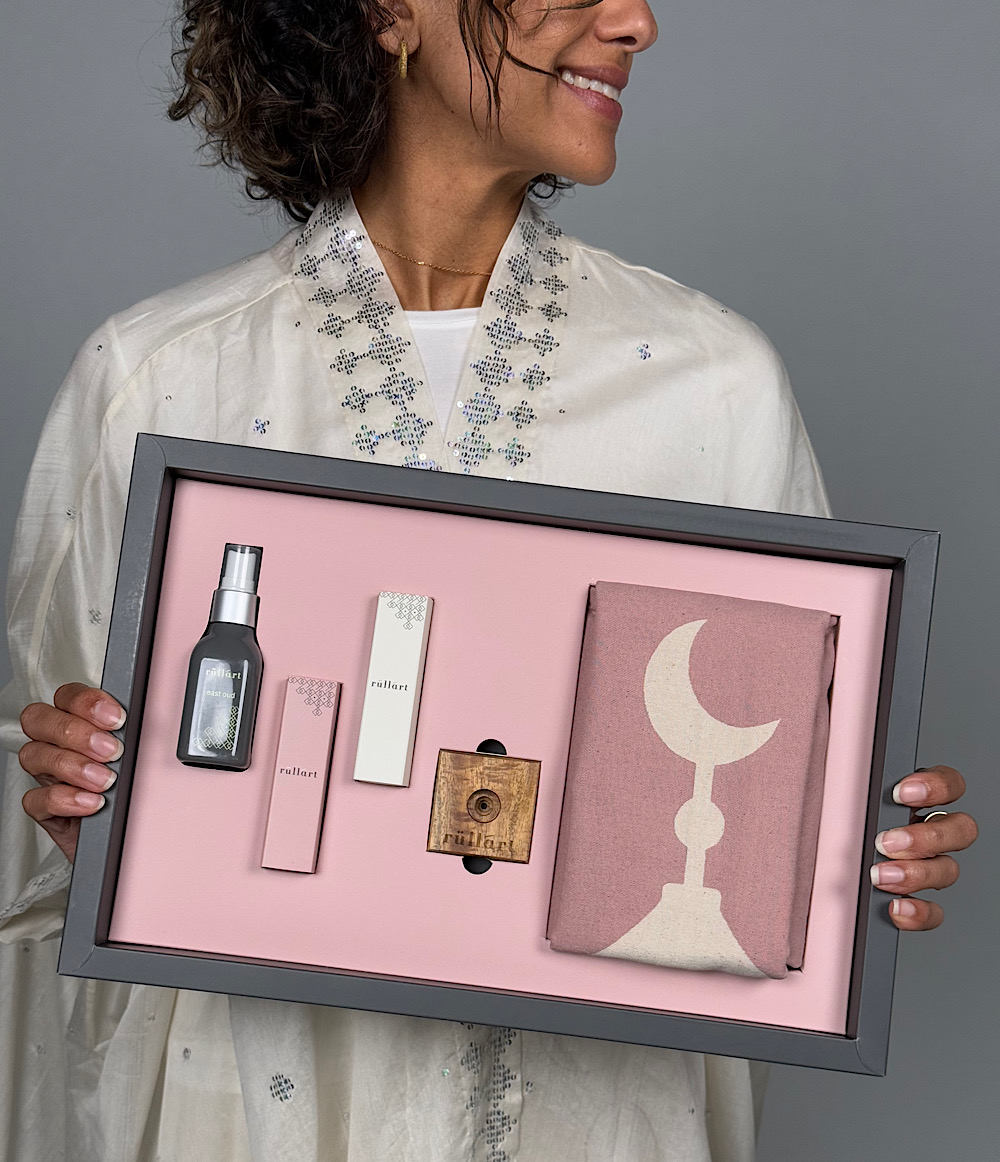 GIFT PACKAGE -  PINK