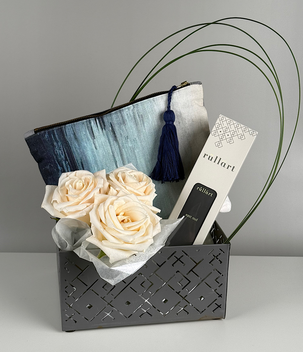 GIFT PACKAGE -  NAVY